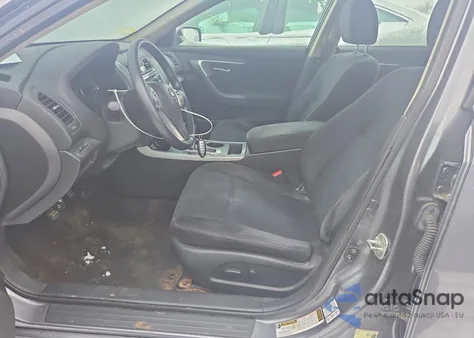 2015 Nissan Altima 2.5 z USA, uszkodzony, nr VIN 1N4AL3AP8FC157250